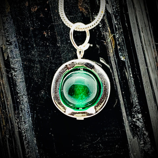 Emerald Jade Gemstone Spinner Necklace